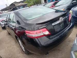 Toyota Camry XLE V6 4dr Sedan (3.5L 6cyl 6A) 2011 Black