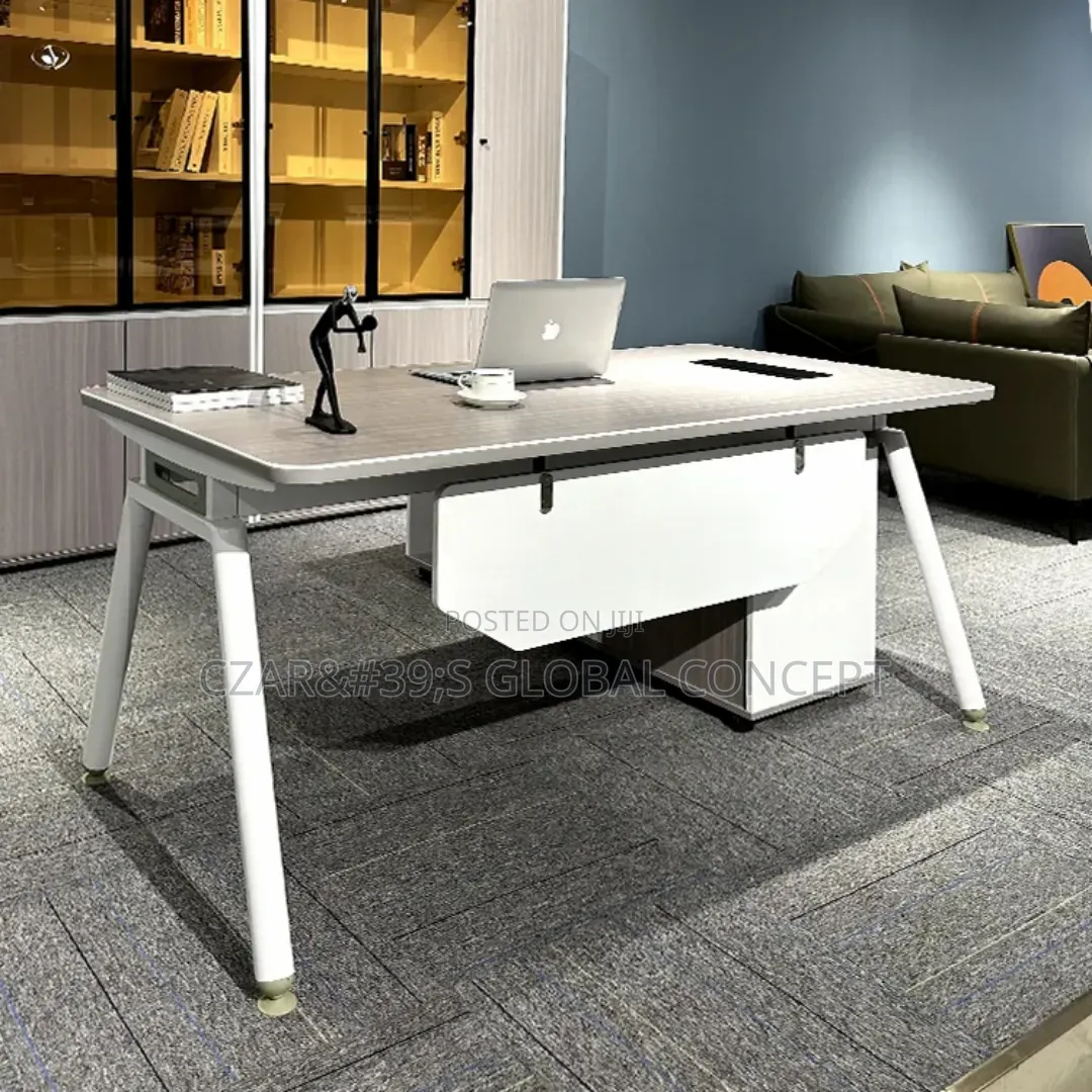 Executive 1.6 Metre Office Table