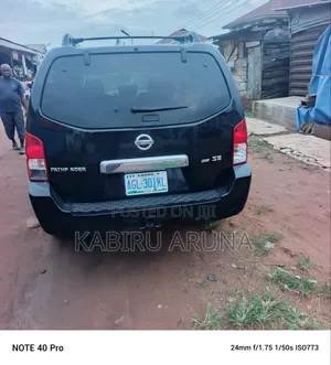 Nissan Pathfinder 2007 Blue