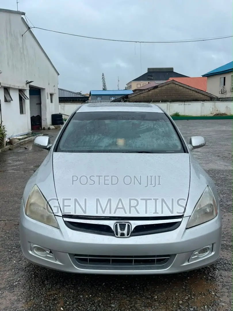 Honda Accord 2007 Silver