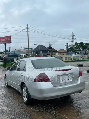 Honda Accord 2007 Silver