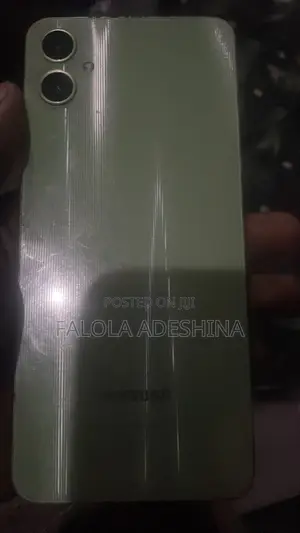 Samsung Galaxy A05 64 GB Green