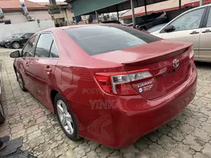 Toyota Camry 2012 Red
