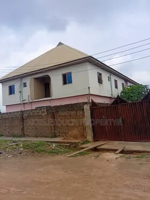 3bdrm Block of Flats in Ijagemo Ikotun for sale