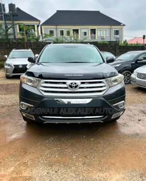 Toyota Highlander 2013 Gray