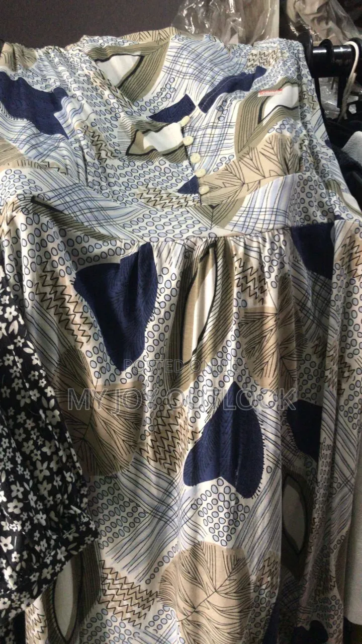 Clothes Hanging Rail