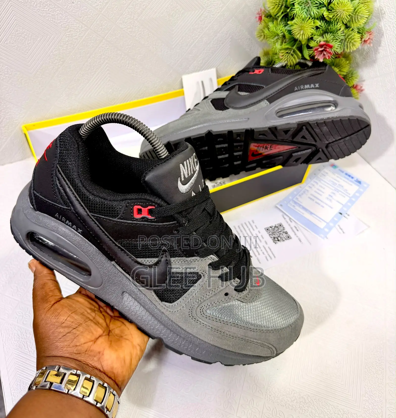 NIKE Air Max