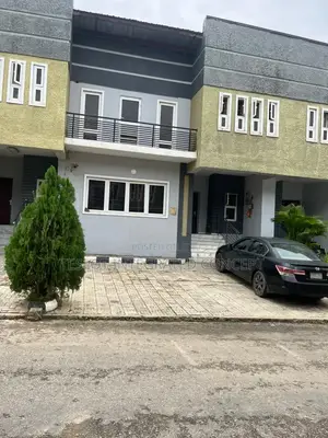 3bdrm Townhouse / Terrace in Brookshore Estate,, Karsana for rent