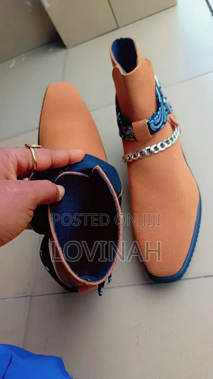 Men Suede Shoes