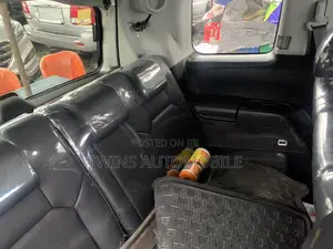 Honda Pilot Touring w/RES/Navi 4WD (3.5L 6cyl 5A) 2010 Black