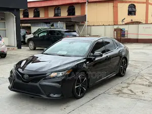 Toyota Camry 2020 Black