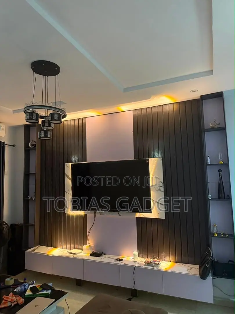 Wall Console