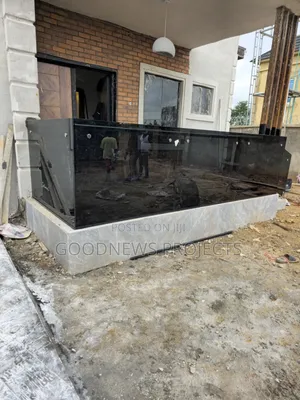 Frameless Balcony Black Glass Handrail