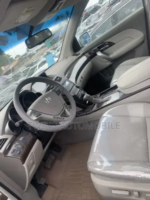 Acura MDX SUV 4dr AWD (3.7L 6cyl 6A) 2013 Silver