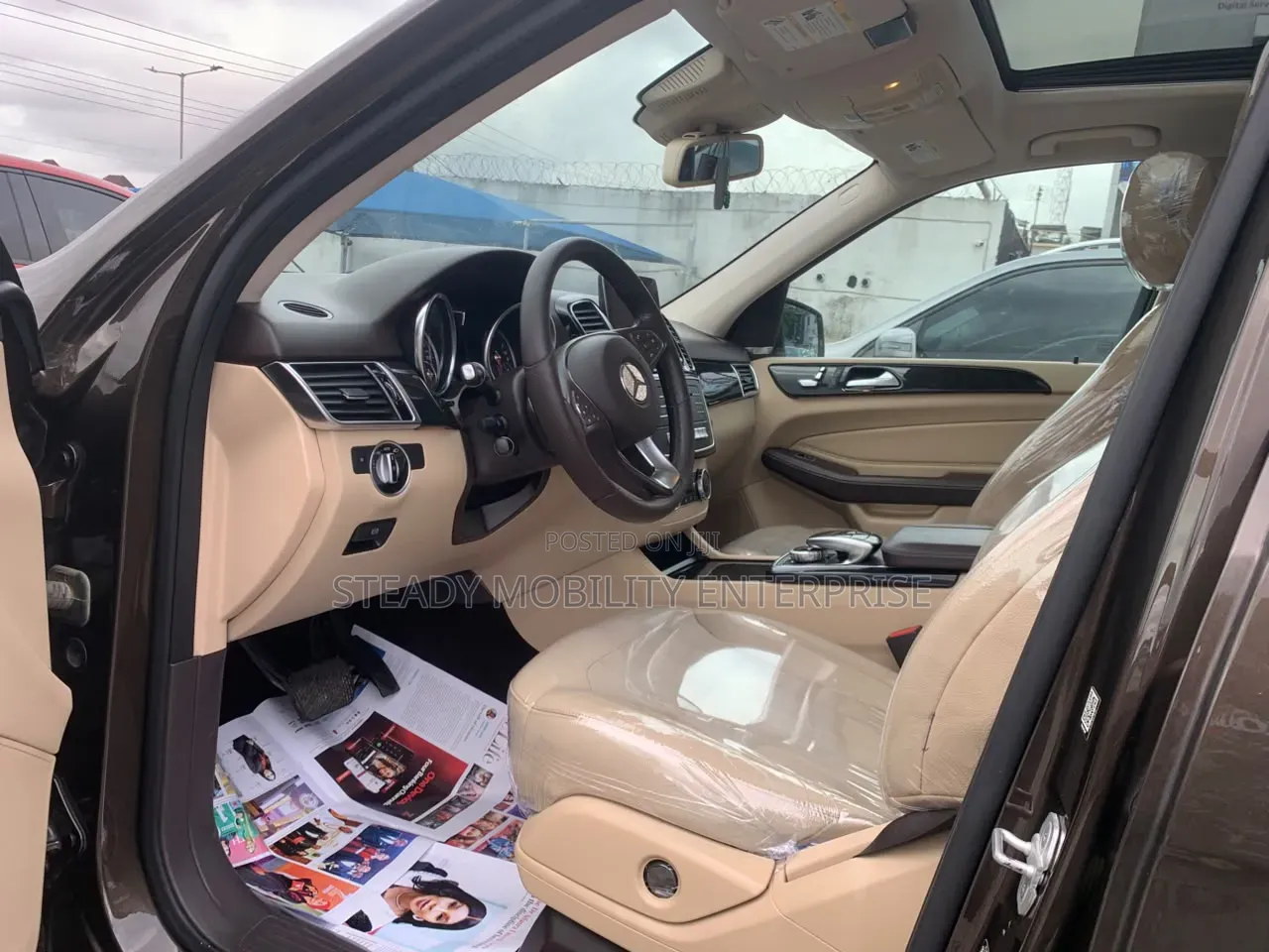 Mercedes-Benz GLE-Class 2017 Brown