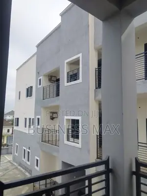 3bdrm Block of Flats in Behind Dunamis, Lugbe District for rent