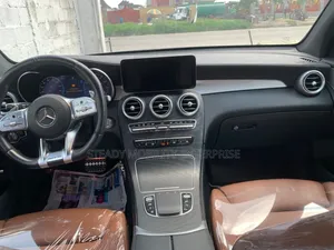 Mercedes-Benz GLC-Class 2022 Black
