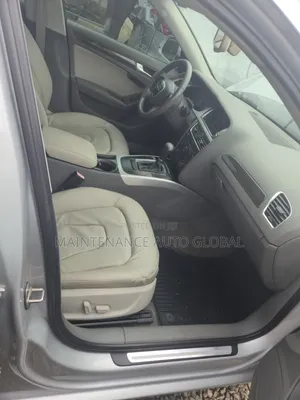 Audi A4 2.0T Premium 2011 Silver