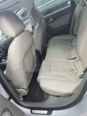 Audi A4 2.0T Premium 2011 Silver