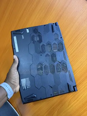 Laptop MSI Katana GF66 32GB Intel Core i7 SSD 1T