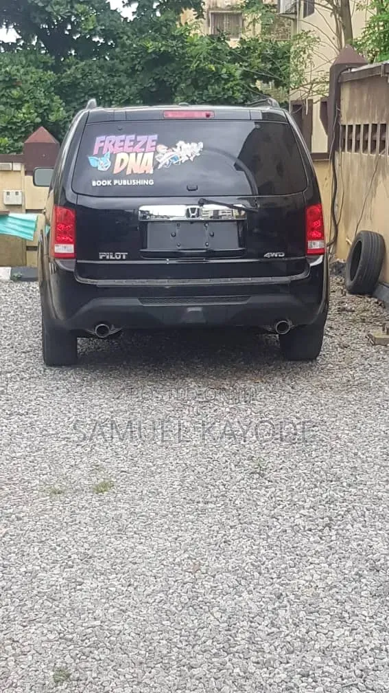 Honda Pilot 2012 Black