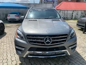 Mercedes-Benz M Class 2015 Gray