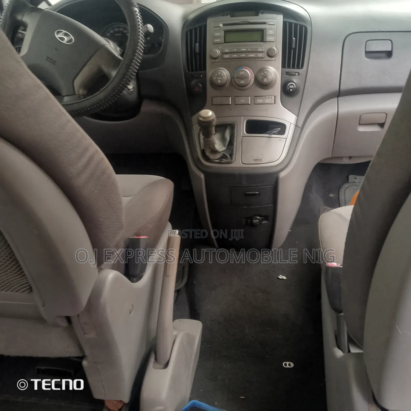 Hyundai H1 2014 Blue