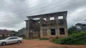 5bdrm Duplex in Benin City for sale