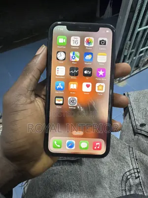 Apple iPhone XR 64 GB Black