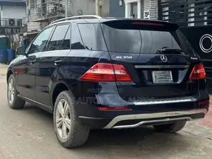 Mercedes-Benz M Class ML 350 4Matic 2012 Blue