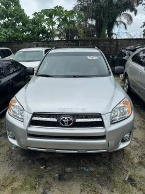 Toyota RAV4 2012 Silver
