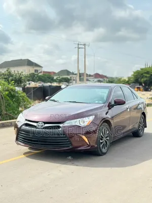 Toyota Camry 2016 Red