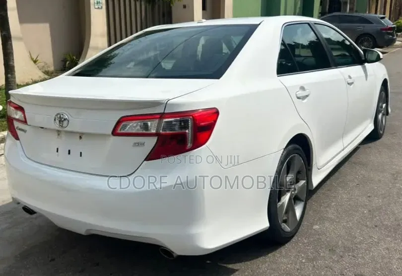 Toyota Camry 2013 White