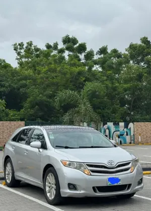 Toyota Venza 2011 Silver