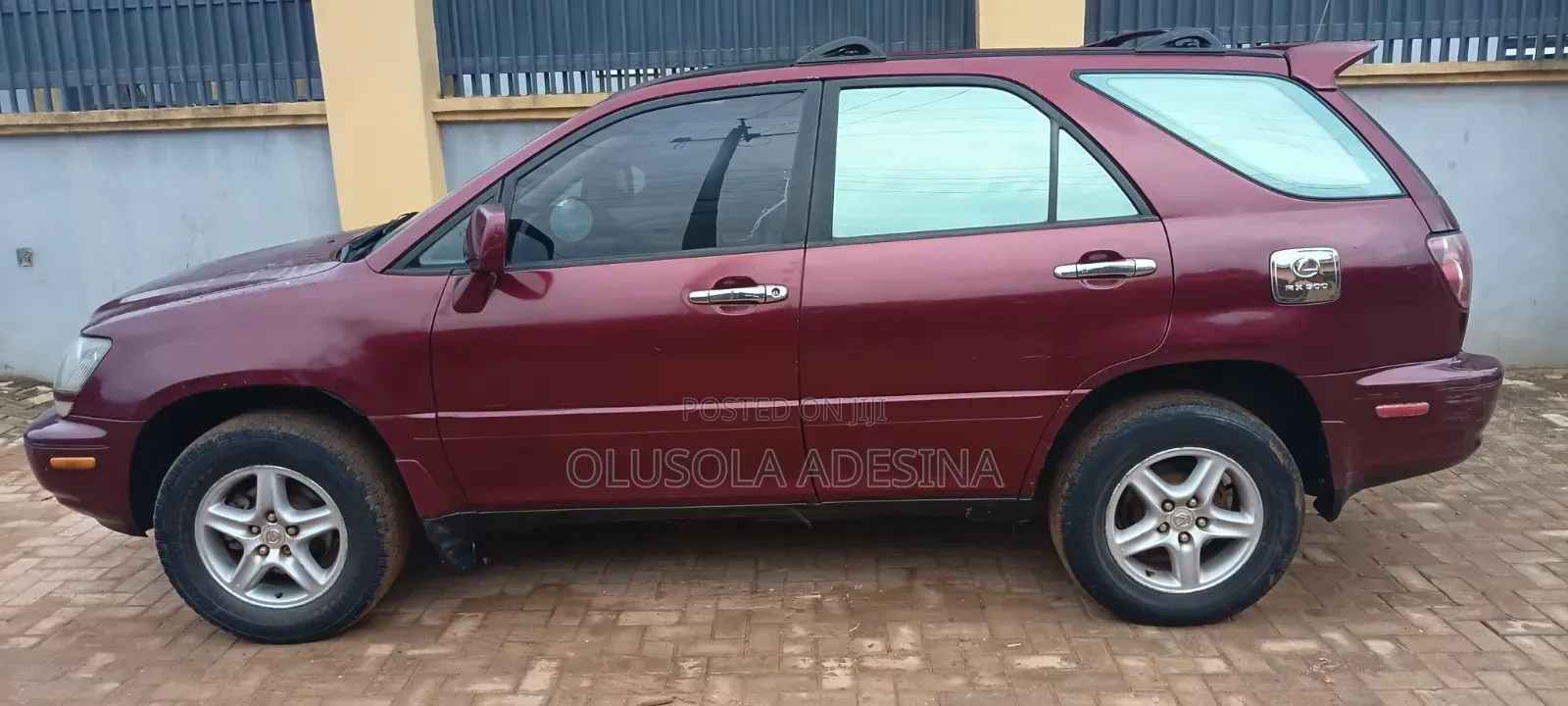 Lexus RX 2000 Red