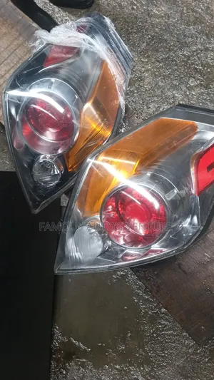 Headlight Nissan Altima 2008