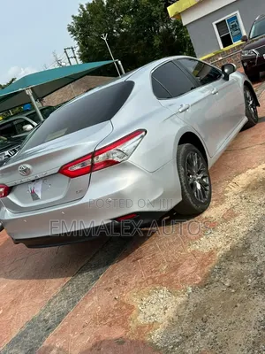 Toyota Camry 2019 Silver
