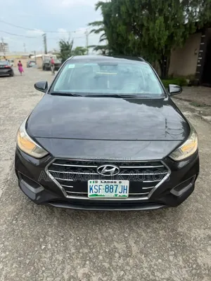 Hyundai Accent 2020 Brown