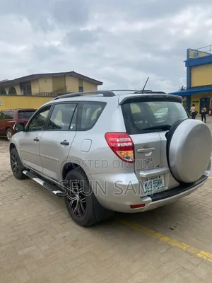 Toyota RAV4 2.5 Limited 2010 Silver