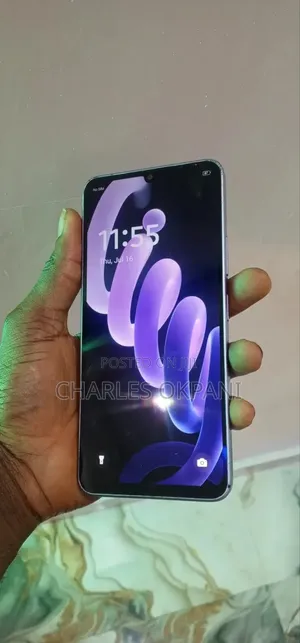 Itel City 100 128 GB Purple