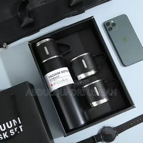 Vacuum Flask Set 500ML +Extra 2Cups Black