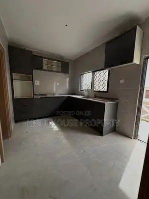 3bdrm Apartment in Wuse 2 for rent