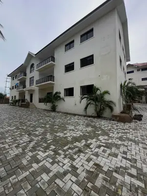 3bdrm Apartment in Wuse 2 for rent
