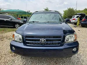 Toyota Highlander 2004 Blue