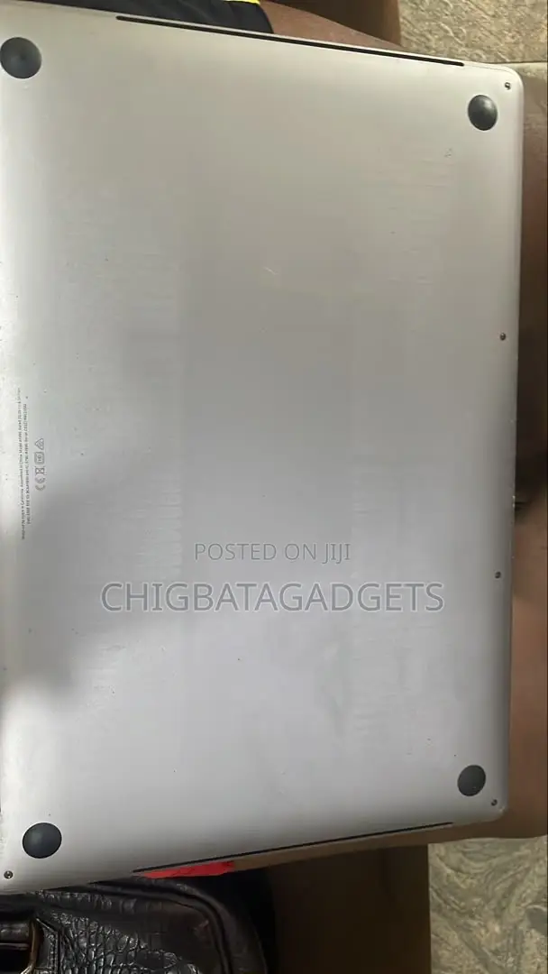 Laptop Apple MacBook Pro 2019 32GB Intel Core i7 SSD 256GB
