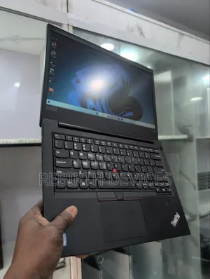 Laptop Lenovo ThinkPad E495 8GB Intel Core i3 SSD 160GB