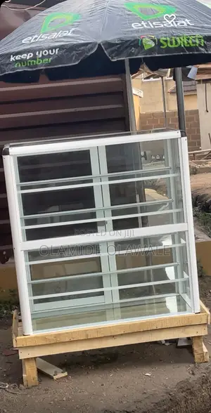 High-Quality Glass Display Showcase for Sale