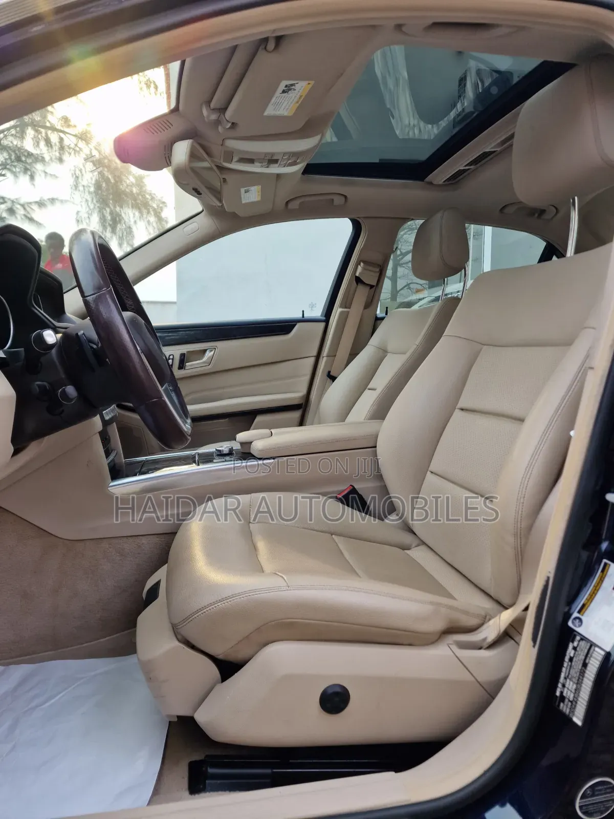 Mercedes-Benz E350 2016 Blue