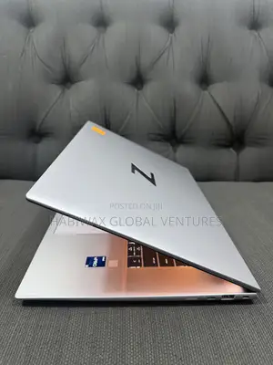 Laptop HP ZBook Studio 32GB Intel Core i7 SSD 1T