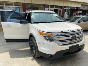 Ford Explorer 2014 White